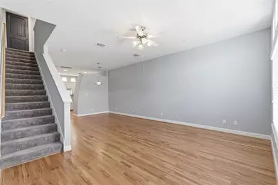 5941 South Loop E #1301, Houston, TX 77033 - Photo 12