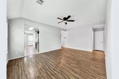 4311 Amaryllis Avenue, Baytown, TX 77521 - Photo 12