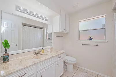 8018 Zimmermann Drive, Houston, TX 77088 - Photo 32