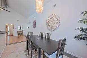 8018 Zimmermann Dr, Houston, TX 77088 - Photo 10