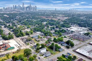 3019 Elysian St, Houston, TX 77009 - Photo 4