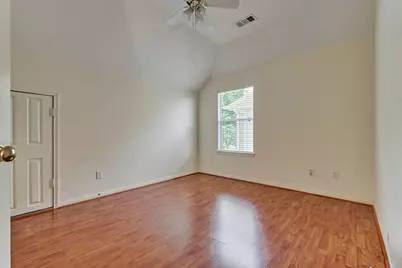 9915 Willow Crossing Drive, Houston, TX 77064 - Photo 36