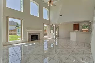 9915 Willow Crossing Dr, Houston, TX 77064 - Photo 14