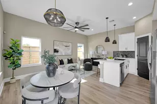 2107 Esther Dr, Houston, TX 77088 - Photo 6