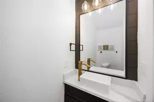 2107 Esther Dr, Houston, TX 77088 - Photo 14