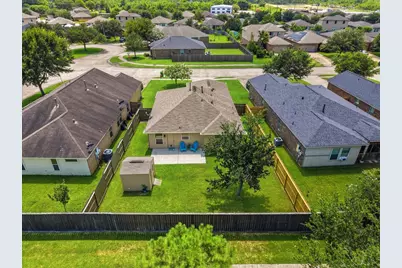 845 Indigo Springs Lane, La Marque, TX 77568 - Photo 30