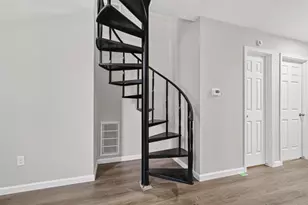 12227 W Village Dr, Houston, TX 77039 - Photo 16