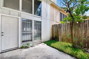 12227 W Village Dr, Houston, TX 77039 - Photo 32