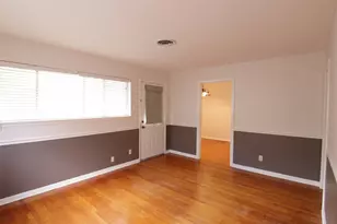 7030 Sharpview Dr, Houston, TX 77074 - Photo 4