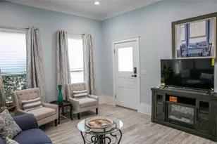 637 N Washington St, La Grange, TX 78945 - Photo 8