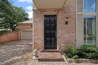 1723 Nantucket Drive, Houston, TX 77057 - Photo 8