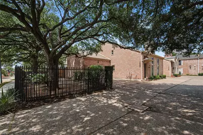 1723 Nantucket Drive, Houston, TX 77057 - Photo 6