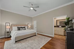 1723 Nantucket Dr, Houston, TX 77057 - Photo 4