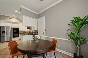 1723 Nantucket Dr, Houston, TX 77057 - Photo 14