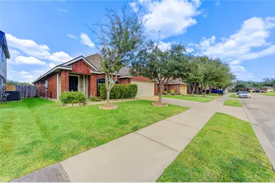 2922 Halcyon Time Trail, Houston, TX 77045 - Photo 2