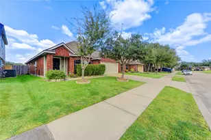 2922 Halcyon Time Trail, Houston, TX 77045 - Photo 2