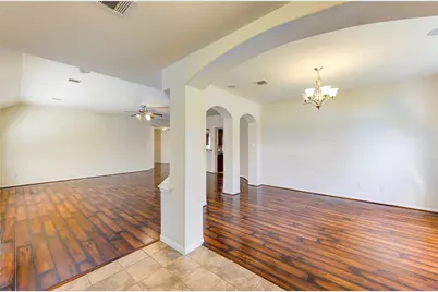 2922 Halcyon Time Trail, Houston, TX 77045 - Photo 6