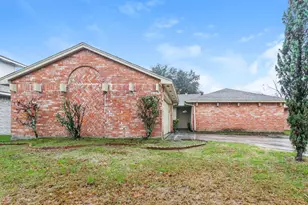 3435 Cheaney Dr, Houston, TX 77066 - Photo 1