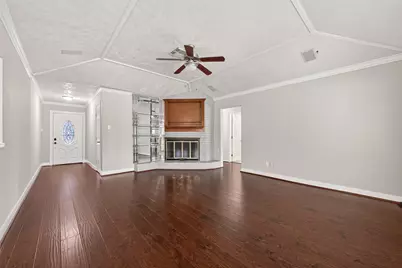 10006 Towne Tower Lane, Sugar Land, TX 77498 - Photo 8