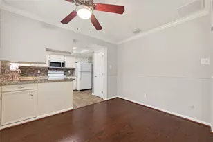 10006 Towne Tower Ln, Sugar Land, TX 77498 - Photo 12
