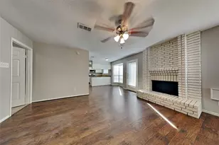 134 E Pathfinders Cir, The Woodlands, TX 77381 - Photo 14