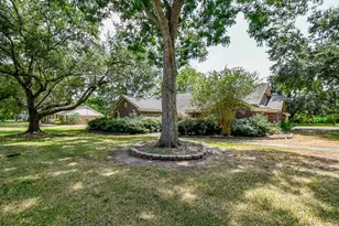 25121 Lakeview Rd, Katy, TX 77494 - Photo 4