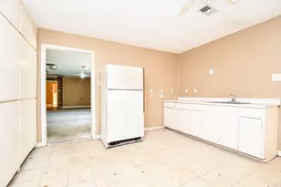 25121 Lakeview Rd, Katy, TX 77494 - Photo 32