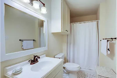 5400 Florida Chapel Road, Fayetteville, TX 78940 - Photo 22