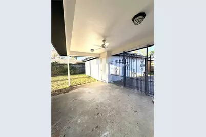 3800 September Drive, Baytown, TX 77521 - Photo 10