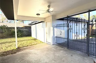 3800 September Dr, Baytown, TX 77521 - Photo 10