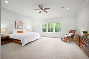 1648 Bonnie Brae St, Houston, TX 77006 - Photo 20
