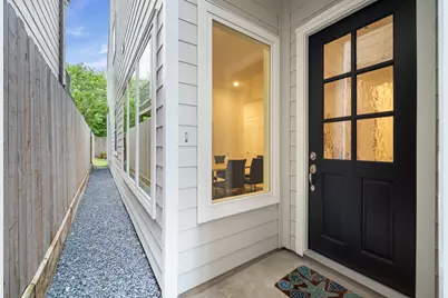 1648 Bonnie Brae Street, Houston, TX 77006 - Photo 2