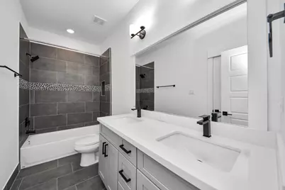 318 Neyland Street, Houston, TX 77022 - Photo 10