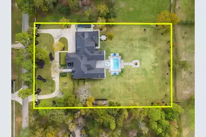 15240 Saddlewood Drive, Conroe, TX 77384 - Photo 12