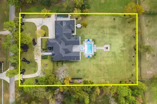 15240 Saddlewood Dr, Conroe, TX 77384 - Photo 12