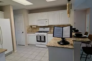 1323 Village Garden Dr, Missouri City, TX 77459 - Photo 18