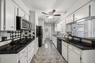 10314 Sagerock Drive, Houston, TX 77089 - Photo 4