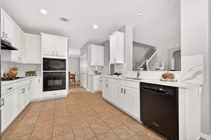 17706 Emerald Garden Ln, Houston, TX 77084 - Photo 2