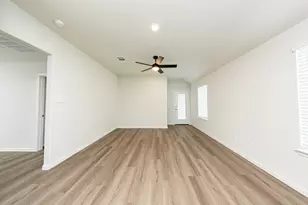 2348 Nooksack Dr, Conroe, TX 77384 - Photo 6