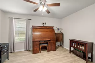 725 Yellow Birch Ln, Conroe, TX 77304 - Photo 22