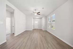 18379 Christine Elizabeth Ln, New Caney, TX 77357 - Photo 4