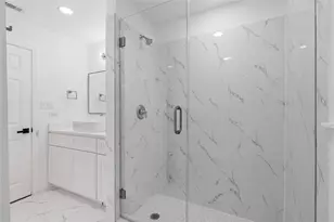 4427 Sanford Rd, Houston, TX 77035 - Photo 24