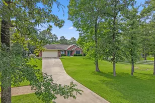 605 Pelican St, Magnolia, TX 77355 - Photo 1