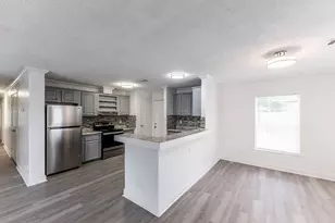 134 Varsity Circle, Huntsville, TX 77340 - Photo 6