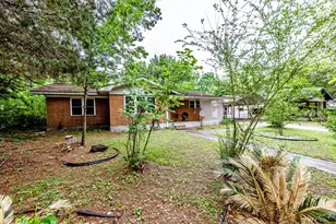 1207 21st St, Huntsville, TX 77340 - Photo 44