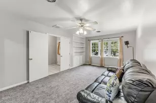 1207 21st St, Huntsville, TX 77340 - Photo 6