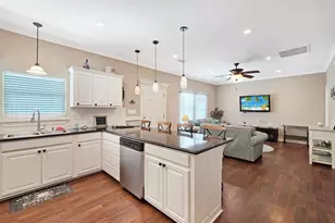 933 Westview, Crystal Beach, TX 77650 - Photo 24