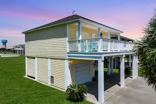 933 Westview, Crystal Beach, TX 77650 - Photo 6