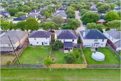 9323 Eaglewood Spring Drive, Houston, TX 77083 - Photo 46