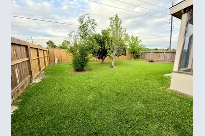 9323 Eaglewood Spring Drive, Houston, TX 77083 - Photo 44